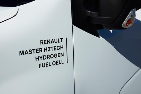 Renault ya tiene lista su primera furgoneta de hidrógeno: la Master Van H2-TECH