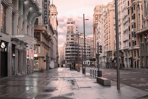 Mientras soñamos con viajar, disfrutamos con las imágenes de las ciudades vacías