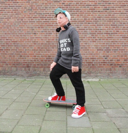 My Son Doesnt Want To Cuddle Anymore So I Knit A Cuddly Version Of Him 4 880