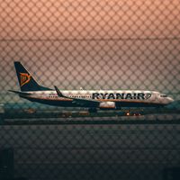 Valladolid ya sabe cuáles son las consecuencias de declararle la guerra a Ryanair: un desplome del 60% en su aeropuerto