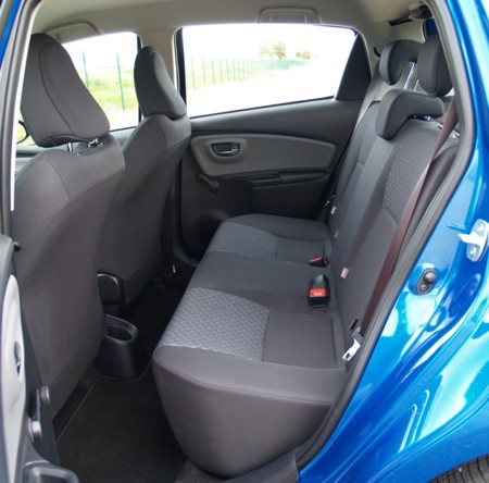 Toyota Yaris 90d 5p Active Prueba 08