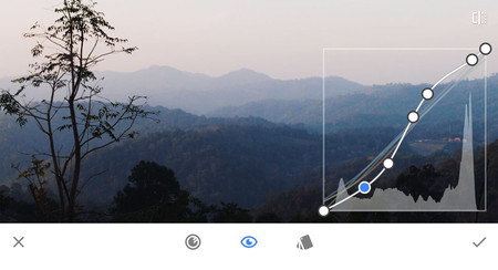 Snapseed 2.15 incluye herramientas de curvas, mejoras en la detección de caras y más