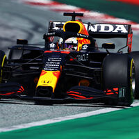 Max Verstappen repite pole position y Sebastian Vettel destroza la clasificación de Fernando Alonso