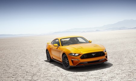 El Ford Mustang 2018 se adapta al futuro sin perder (aún) su esencia
