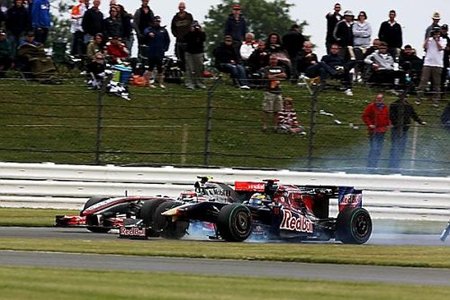 Otro fin de semana desastroso para McLaren