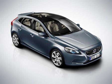 El Volvo V40 ya se ve en Internet
