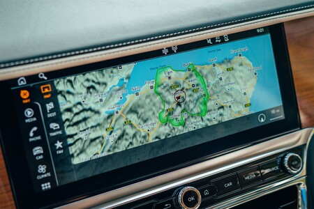 Bentley Flying Spur Hybrid 2021 008