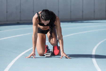 Las ventajas e inconvenientes de correr en una pista de atletismo