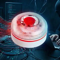 Después de que un hacker demostrara los riesgos de la baliza Help Flash IoT, Vodafone y el fabricante han tenido que dar explicaciones 