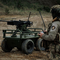 Nem tanque, nem soldado: no corredor mais letal do front, robôs terrestres já entregam 90% da munição na "zona da morte" da Ucrânia 