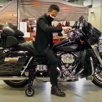 En Japón le están poniendo ruedines a las Harley-Davidson para mejorar la seguridad, y cuestan 4.000 euros