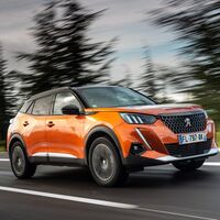 El Peugeot 2008 expande su gama en México: estrena motor de acceso y asistencias de manejo