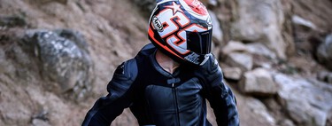 El sencillísimo truco japonés para saber si un casco de moto te queda bien o no