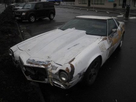 Mezcla de Corvette y de Camaro