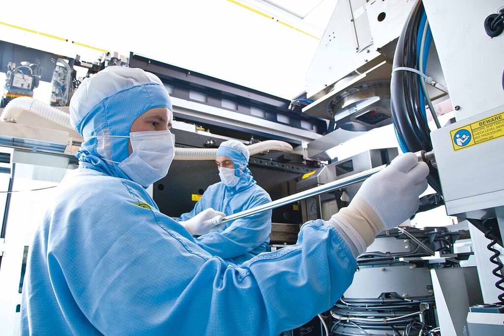 EEUU no quiere perder la guerra de los chips. Su plan para evitarlo: miles de millones de dólares en subvenciones