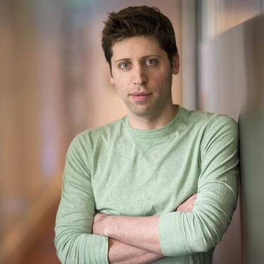 El director ejecutivo de OpenAI, Sam Altman, tiene una peculiar conducta que la Generación Z evita a toda costa. Y lo hace para asegurar su futuro laboral