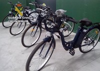 Dos detenidos por la falsificación de casi 300 motos y bicis eléctricas