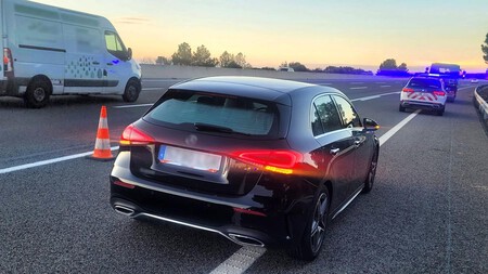 Borracho Con Un Jilguero Y Sin Gasolina En La Ap7