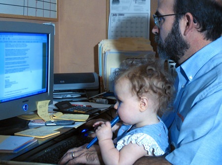 Más difícil todavía, trabajar desde casa con hijos pequeños, ¿de verdad es posible?