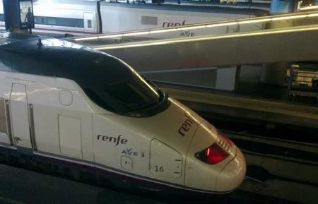 Renfe sube un 2,75% el precio del billete de AVE y Larga Distancia