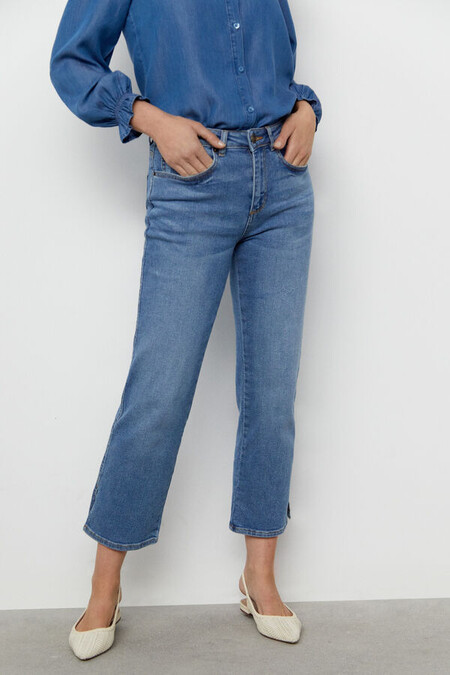 Pantalón vaquero recto crop Pantalón vaquero recto crop
