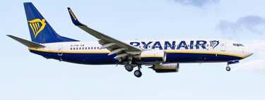 Ryanair is applying carrot and stick in Seville: it takes away flights, but gives it 500 million to fix engines
