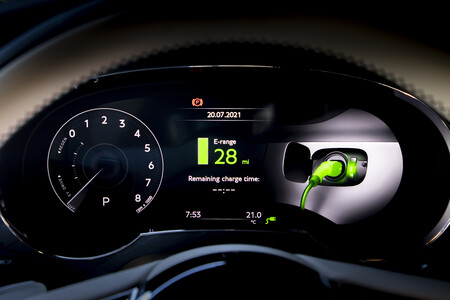 Bentayga Hybrid Viridian 16