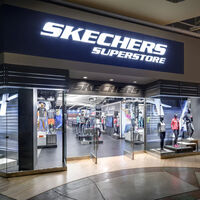 Así son las nuevas sandalias Skechers: cómodas, resistentes, fáciles de poner y con precio rebajado  