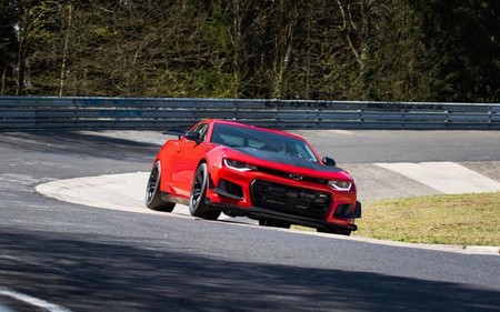 Video: Por esto al Nürburgring le llaman "El Infierno Verde"