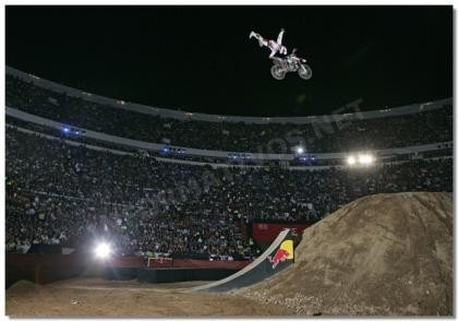 Dany Torres triunfa en la primera cita de la Red Bull X-Fighters 2007