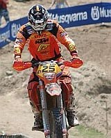 Iván Cervantes ya es líder del Mundial de Enduro