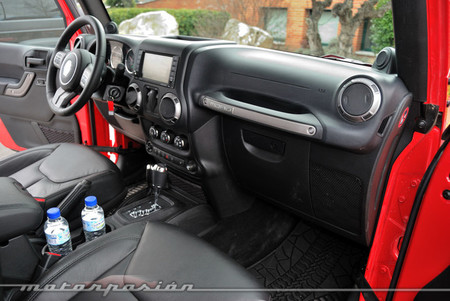 Jeep Wrangler Moab interior