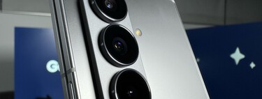 Tener un plegable ya no significa envidiar la cámara de otros móviles. El Galaxy Z Fold7 ha venido para remediarlo
