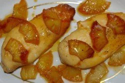 Pollo con piña al caramelo