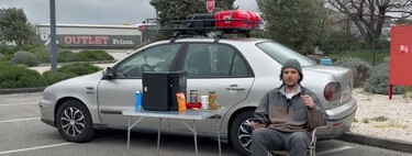 Este chico ha conseguido lo impensable: viajar de España a Japón en un coche de 900 euros con el que ha recorrido 25.000 km y que se ha convertido en su casa