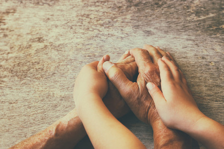 Cumplir los deseos de los ancianos de una residencia: la iniciativa de una niña de 11 años, que nos ha emocionado