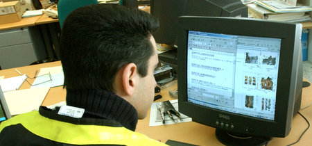 Por qué tras una semana ni policía ni justicia española borran los datos de la víctima de La Manada de la web ni de la deep web 