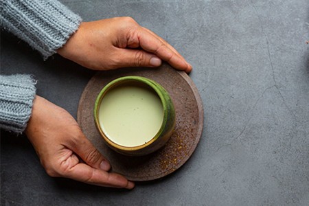 Crema de aguacate al tequila. Receta sencilla de la cocina tradicional mexicana