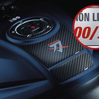 Suzuki acaba de lanzar su nueva Katana, la naked más bonita del mundo que redefine su leyenda por un precio más que aceptable 