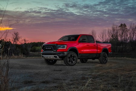 ¡Por fin un verdadero contendiente para la Raptor! FCA podría estar pensando en una Ram Rebel Hellcat con 707 hp