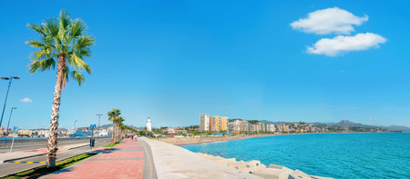 Ocho carreteras de la costa española por las que disfrutar conduciendo