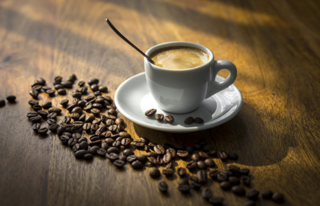 La EFSA recomienda no más de cinco cafés al día