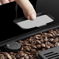 Café como el del bar pero en la comodidad de casa: esta cafetera superventas de De'Longhi está rebajada ahora en MediaMarkt