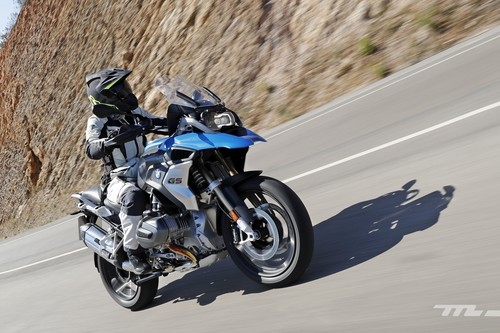 Nueve consejos para que hasta los pilotos más bajitos puedan llevar motos grandes 