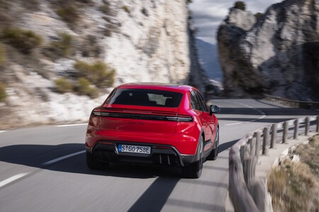 Porsche Macan GTS 2026