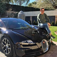 Dolorpasión™: chocan el flamante Bugatti Veyron de Cristiano Ronaldo