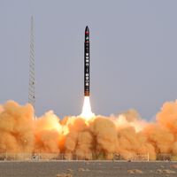 China ha comenzado diciembre lanzando cohetes a lo loco. Y han pasado una prueba de estrés crítica