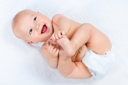 Dermatitis atópica: 11 consejos para mantener a raya esta enfermedad de la piel en bebés y niños