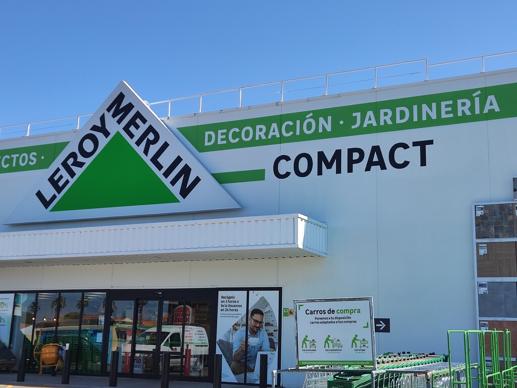 Leroy Merlin tiene la solución para calentar tu casa y ahorrar energía: un estor térmico enrollable que conserva el calor