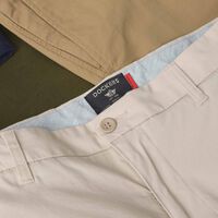 No son Levi's, pero estos Dockers a mitad de precio sientan como un guante y se volverán nuestra próxima obsesión